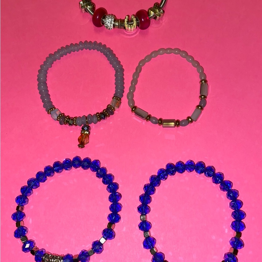 Six bracelets - Picture 6 of 8